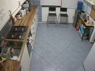 Camsoda Best Webcam of voyeurcam-julmodels-kitchen-2