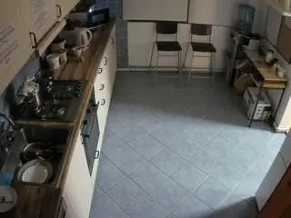 Camsoda Free Porn Cam of voyeurcam-julmodels-kitchen-2