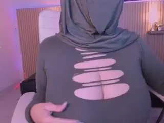 Camsoda Sex Chat of cloe-adams