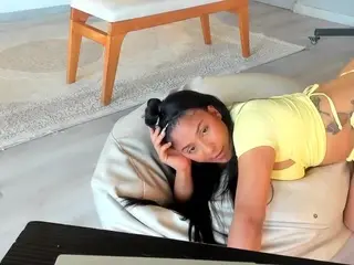 Camsoda Adult Webcam of michellangels