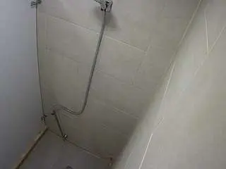 Camsoda Nude Webcam of voyeurcam-jb-shower-1
