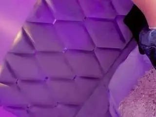 Camsoda Nude Webcam of ninaa-keyli