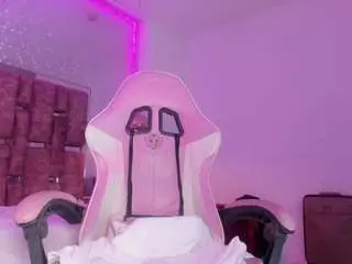 Camsoda Live Sex Cam of lunapleasure