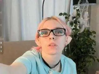 Camsoda Nude Webcam of madalenehurrington