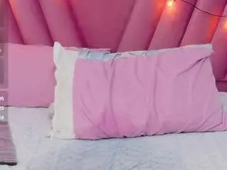 Camsoda Free Porn Cam of beautifulskinny18