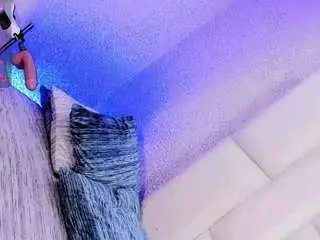 Camsoda Best Webcam of angeles-bust