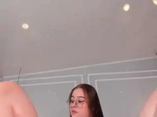 Camsoda Sex Cam of estef-love