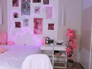 Camsoda Free Porn Cam of elara-vee