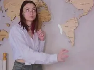 Camsoda Sex Cam of karolyntijernia