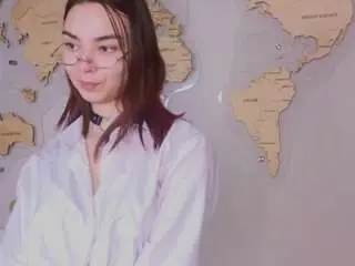 Camsoda Watch Live Sex Cams of karolyntijernia