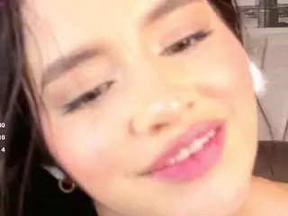 Camsoda Watch Live Sex Cams of viictoria-jones