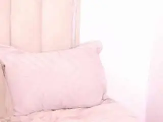 Camsoda Sex Cam of kendra-martins