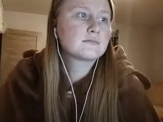 Camsoda Nude Webcam of anikalipps