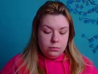 Camsoda Nude Webcam of tinahollycotter