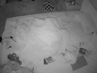 Camsoda Best Webcam of voyeurcam-julmodels-whitebed-3