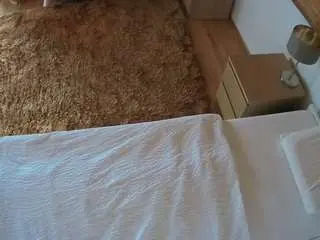 Camsoda Best Webcam of voyeurcam-julmodels-whitebed-3