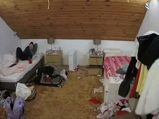 Camsoda Free Live Porn of voyeurcam-julmodels-whitebed-3