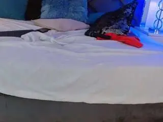 Camsoda Nude Webcam of lunaacurly