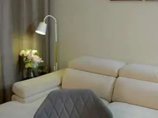 Camsoda Nude Webcam of myeshasoulia