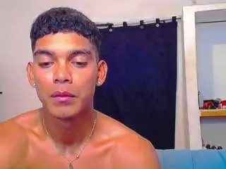 Camsoda Free Porn Cam of themykeone