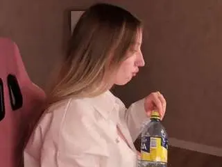 Camsoda Adult Video Chat of lily-lark