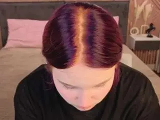 Camsoda Free Porn Cam of julia-anis