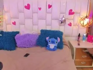 Camsoda Nude Webcam of foxxydolce