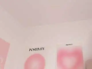 Camsoda Free Live Porn of emmacollemann