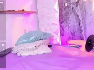 Camsoda Nude Webcam of playful-violet