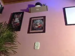 Camsoda Nude Webcam of emilyr0s33