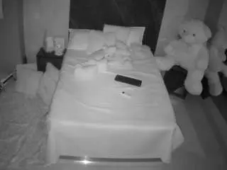 Camsoda Private Sex Chat of voyeurcam-casa-salsa-bedroom-3