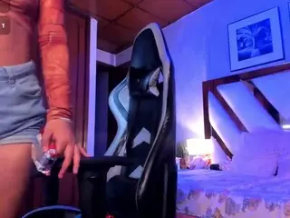 Camsoda Nude Webcam of cloexbillyy