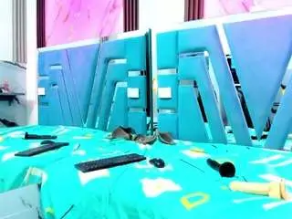 Camsoda Sex Cam of leyla-brown1