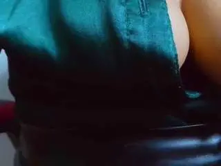 Camsoda Sex Cam of nicol-jaramillo