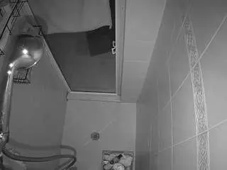 Camsoda Free Live Porn of voyeurcam-baileybase-shower