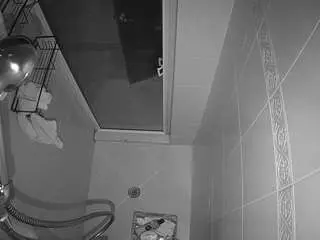 Camsoda Free Live Porn of voyeurcam-baileybase-shower