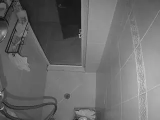 Camsoda Free Porn Cam of voyeurcam-baileybase-shower