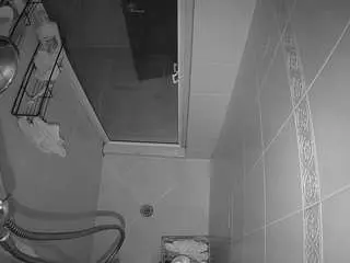 Camsoda Private Sex Chat of voyeurcam-baileybase-shower