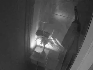 Camsoda Sex Chat of voyeurcam-casa-salsa-bathroom-12