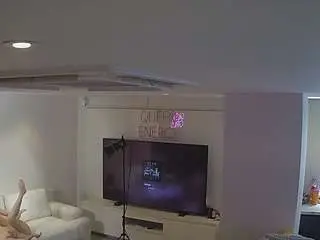 Camsoda Nude Webcam of voyeurcam-casa-salsa-kitchen