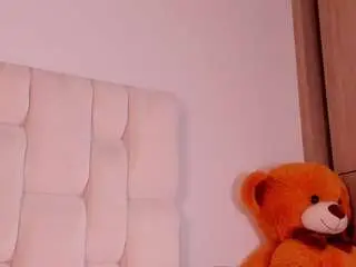 Camsoda Adult Webcam of kikievega