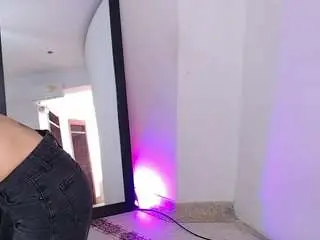 Camsoda Watch Live Sex Cams of miajhonnson