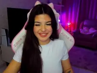 Camsoda Free Porn Cam of snowingwinter