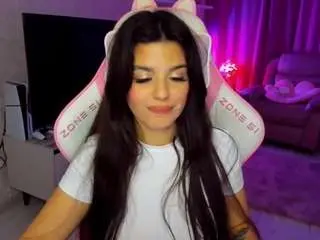 Camsoda Free Porn Cam of snowingwinter