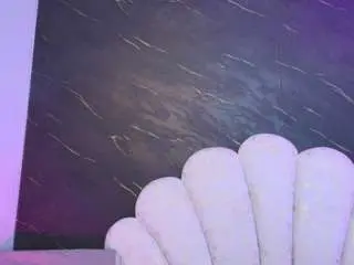 Camsoda Nude Webcam of miaabrownn