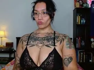 Camsoda Nude Webcam of toothyy