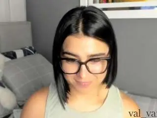 Camsoda Sex Chat of violeth-96