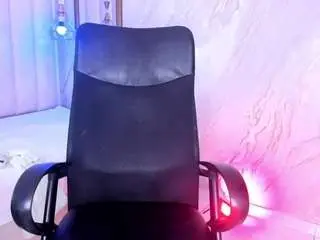 Camsoda Nude Webcam of maxibenetti