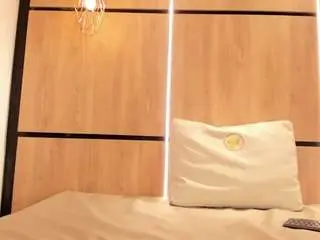 Camsoda Adult Webcams of charlotte-colee