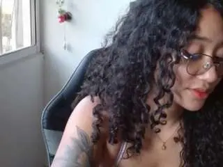 Camsoda Free Live Porn of clitia-xx